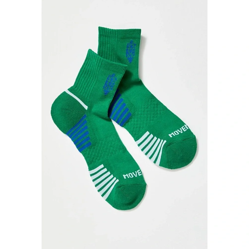 New Free People Movement Wave Crew Socks in Kelly Green One Size
